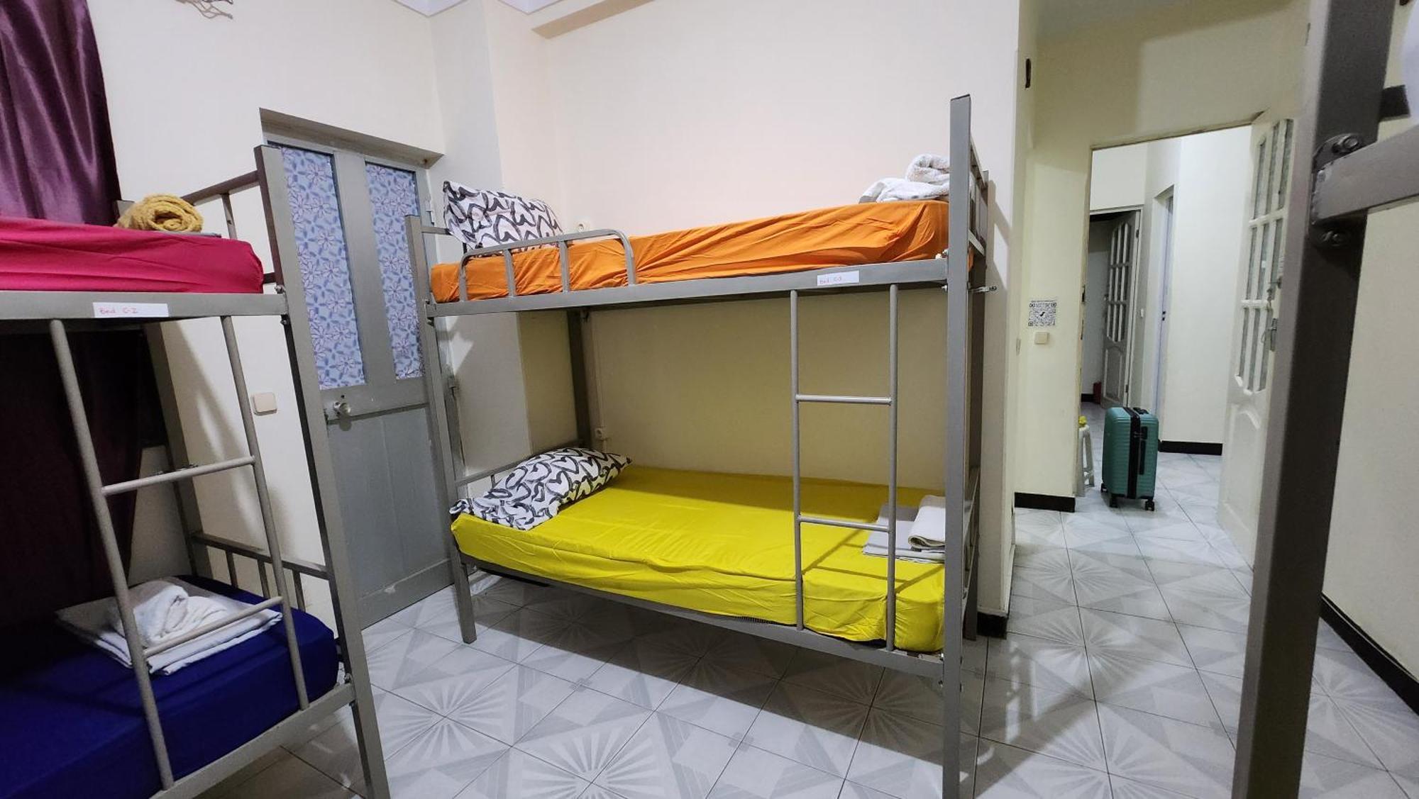 No Cash Accepted-Meeting Point Hostel- Praia, Also In Tarrafal & Fogo 外观 照片